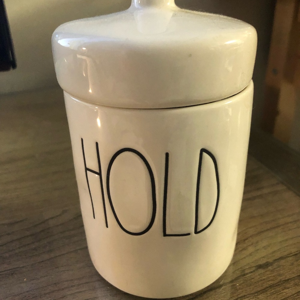 Rae Dunn Jar